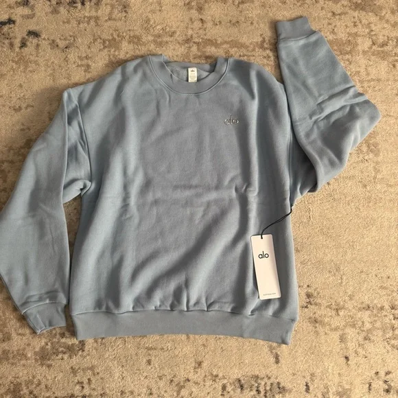 NWT ALO YOGA Accolade Crewneck Pullover Celestial Blue S and M - Picture 3 of 8